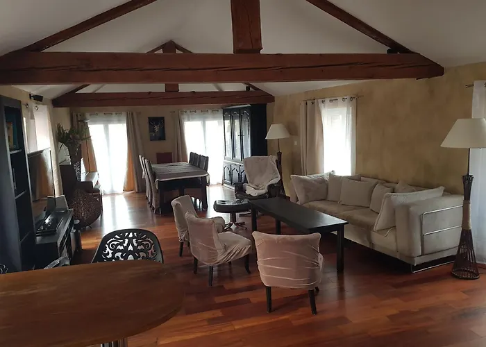 Duplex T4 Sempre Endavant Apartment